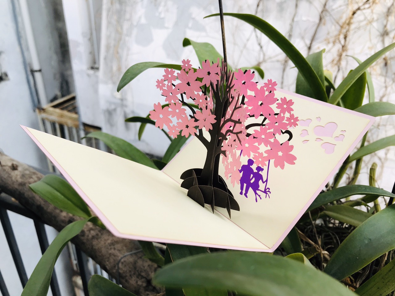 Thiệp 3D Hoa - Đôi ta bên hoa anh đào - NV48 